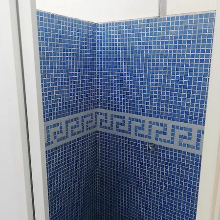 By R-tex Guest house *